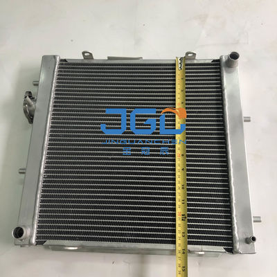 Radiator aluminiowy do koparki Radiator z zbiornikiem wody YM17