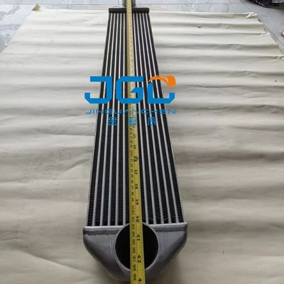 ZAX200-3 Intercooler koparki do układu chłodzenia silnika Części zamienne do koparek 4650354