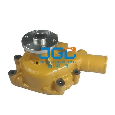 Pompa 4D105-3 jest odpowiednia do koparki D50 6131-62-1205 Zespół pompy komponentu silnika