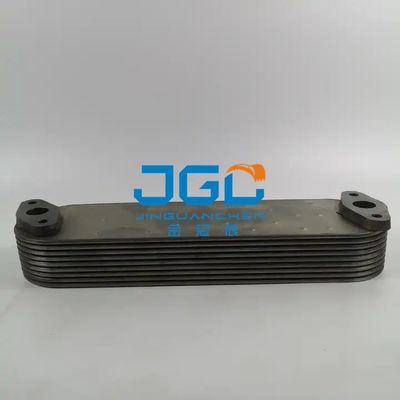 Części do silników wysokoprężnych koparki 8DC9 Maszyny budowlane ME093788 Rdzeń chłodnicy oleju