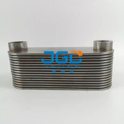 Koparka EC240 EC290 Części silnika Chłodnica oleju VOE20450897 20715681 Rdzeń