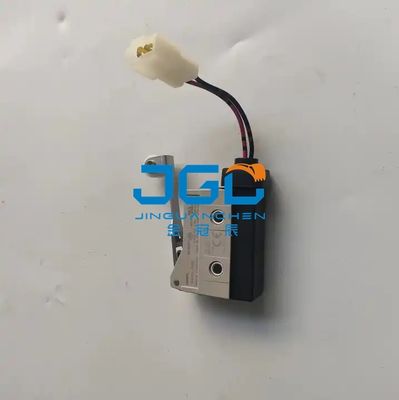 Części do koparek Sk350-8 Sk260-8 Wyłącznik krańcowy do Yn50s00041f1