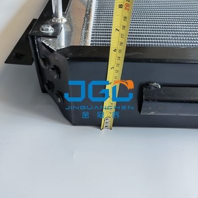 System chłodzenia wodą chłodnicy zbiornika R215-7 Montaż małej koparki Aluminium