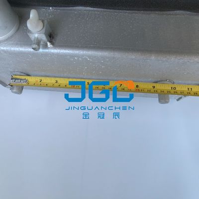 Akcesoria do koparek YT05P00021F1 Grzejnik zbiornika odpowiedni do części mechanicznych SK350-8