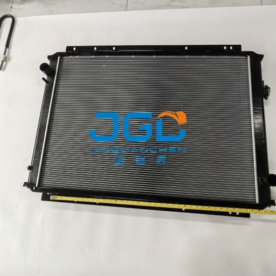 PC220-7 Aluminiowo-plastikowy grzejnik zbiornika wody 206-03-71111 Akcesoria do koparek