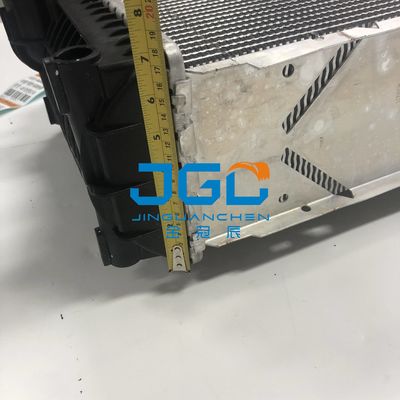 Ekskawator R485 R480LC-9S Zbiornik wody Radiator 11QB-45020 Części maszyn inżynierskich