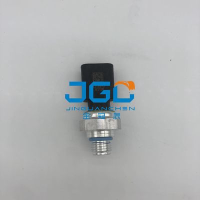 Części koparki PC300-8 350-8 360 czujnik ciśnienia 4358810F Części silnika