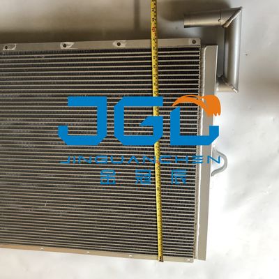 Akcesoria do koparek EX220-1 Chłodnik oleju hydraulicznego 4206092 Części mechaniczne