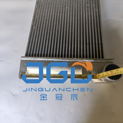 ZAX200 ZAX200-6 ZAX200-1 EX200-6 Radiator silnika wysokoprężnego 4448338 4424522 4448104 DBX1900009