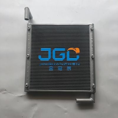 SK60-3 SK60 Kobelco Ekskawator Olejowy Chłodnik 2452U415S13 DBX174001-9