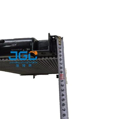 PC40-8 PC50-8 PC35-8 PC30-8 Radiator koparki 20T-03-81111