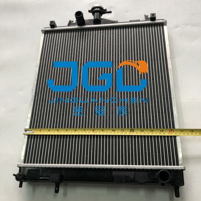 20T-03-81211 Radiator z zbiornikiem wody do koparki PC35R-8 PC30R-8 Radiator