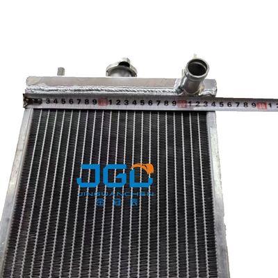 Radiator z zbiornikiem wody dla radiatora koparki PC20 22L-03-21111