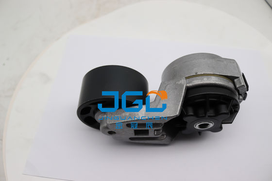 PC200-6 PC200-7 6BT Części silników wysokoprężnych Napinacz pasów 6D102 6731-61-4510 3937553