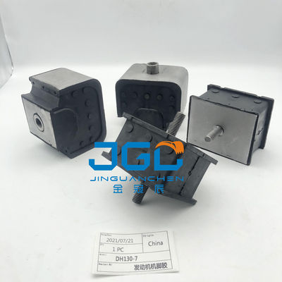 Części koparki Doosan Daewoo DH130-7 Gumowe nogi silnika.