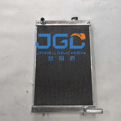 Części zamienne koparki DX80 DH80-7 Części hydrauliczne chłodnicy Zbiornik wody DH80-7 Radiator koparki 440211-00175