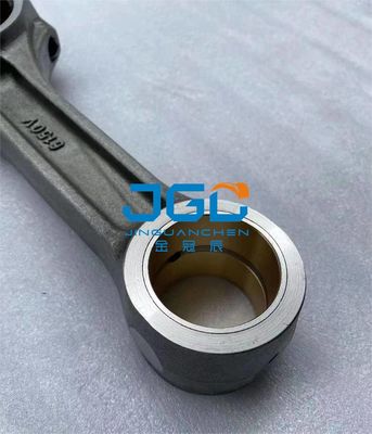 J05E Rod łączący 13260-1790A Części zamienne koparki Części silnika