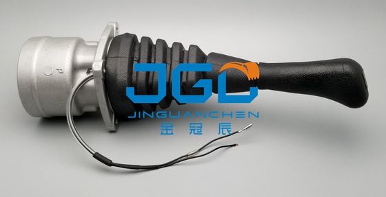 Części wykopalni DH200 DH220 DH300-35 Hydraulic Pilot Valve Joystick Lever 420-00237 2420-9516 420-00238 2420-9517