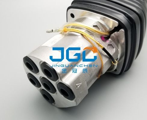 Oryginalny hydrauliczny dźwignia sterowania joystick dla bagna System hydrauliczny SH125 SK55 SK70 SK75 YM40-8