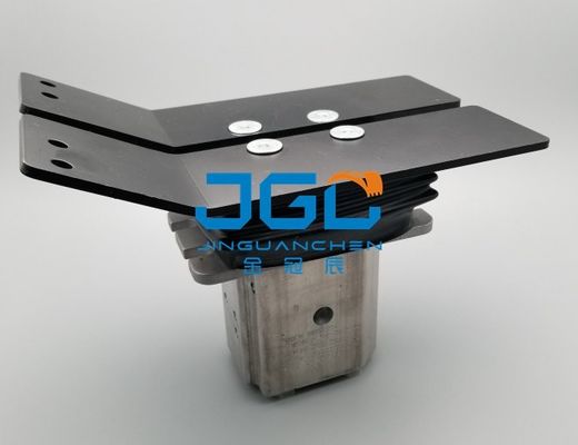 DX70 DX75 Części koparki Zawór pedałowy model SY335 SY360 SY365 DH55 DH60 DH150-7ber i zawór sterujący młotkiem hydraulicznym