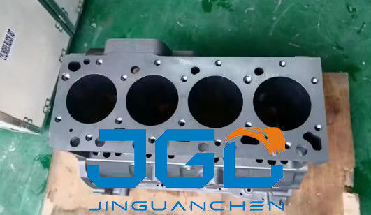 Produkcja koparek, części bloków cylindrów silników 4bt S4d102 6731-21-1130 3903920 4991816 4991507 SAA4D102E WA120 W150