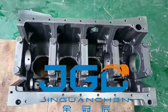 Produkcja koparek, części bloków cylindrów silników 4bt S4d102 6731-21-1130 3903920 4991816 4991507 SAA4D102E WA120 W150