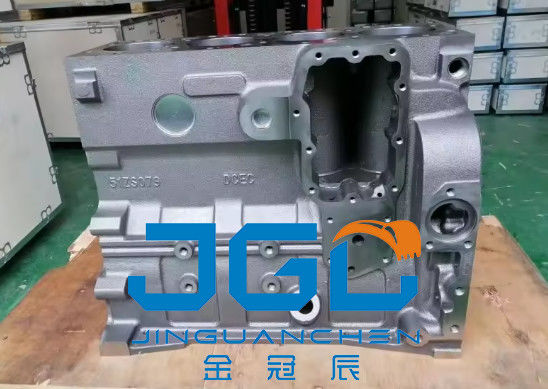 4bt S4d102 Części bloków cylindrów silników Producenci 6731-21-1130 3903920 4991816 4991507 SAA4D102E WA120 WA150