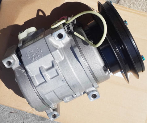 Kompresor klimatyzacyjny PC200-8/240-8MO/360-8/360-7 do koparki 67865