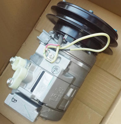 Kompresor klimatyzacyjny PC200-8/240-8MO/360-8/360-7 do koparki 67865