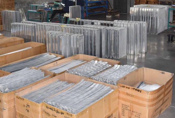 Wysokiej jakości aluminiowe grzejniki DH55-7 do produkcji koparek