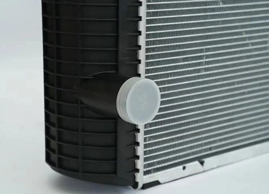 Wysokiej jakości radiator 11110705 EC240B EC290B do koparki