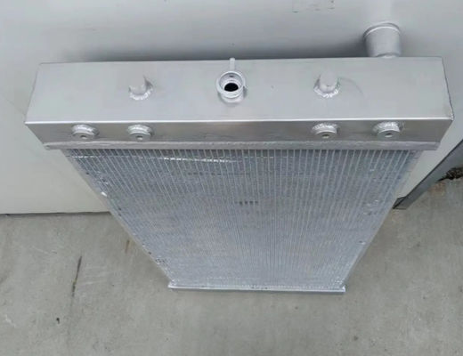 Ekskawator ZAX250 Radiator Materiał aluminiowy Dobra jakość