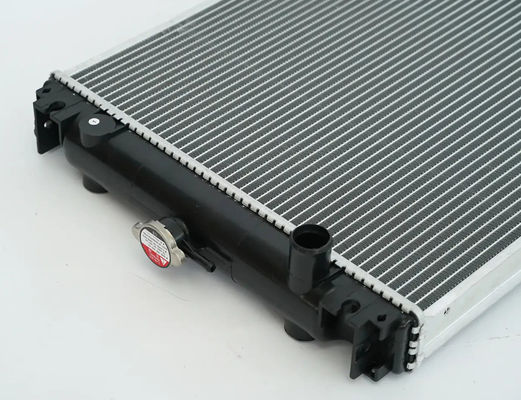 Zbiornik wodny KX151 KX159 KX161 KX163 KX165 U55-5 Radiator RD538-42300 Do koparki