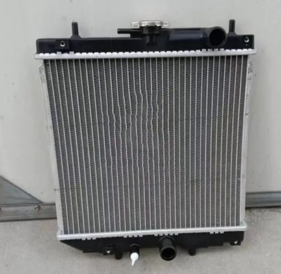 Gorąca sprzedaż K7561-85210 RTV900 Grzejnik Radiator Materiał aluminiowy