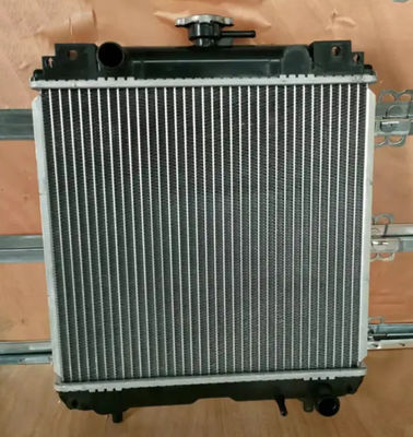 Radiator do koparki KX61-3 KX71-3 Dobra jakość do zastosowań inżynierskich