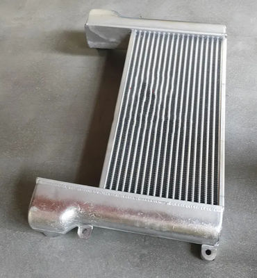 ZAX120-6 ZAX120 ZAX110 ZAX130 ZAX135 Grzejnik naładowania chłodnicy powietrza Intercooler