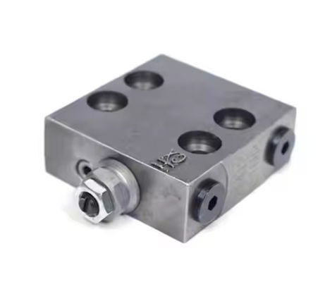 Części hydrauliczne koparek PC130-7 PC160-7 Zawór obniżający 702-21-55100 7022155100 PC118 PC128 PC130 Zawór obniżający