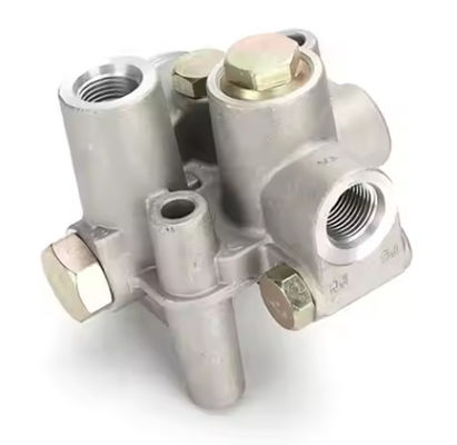 ZX120-3 ZX200-3 ZX330 ZAX360-3 Głowa filtra olejowego Pilotowe siedzenie 4630525